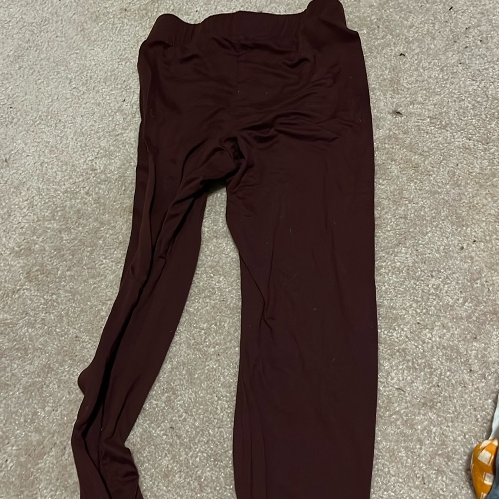 Aeropostale maroon leggings. Size S